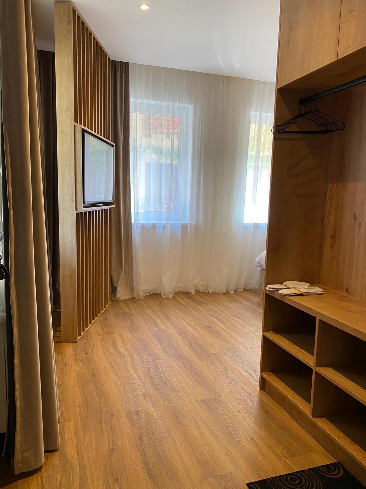 מלון בראשוב Casa Cristina מראה חיצוני תמונה